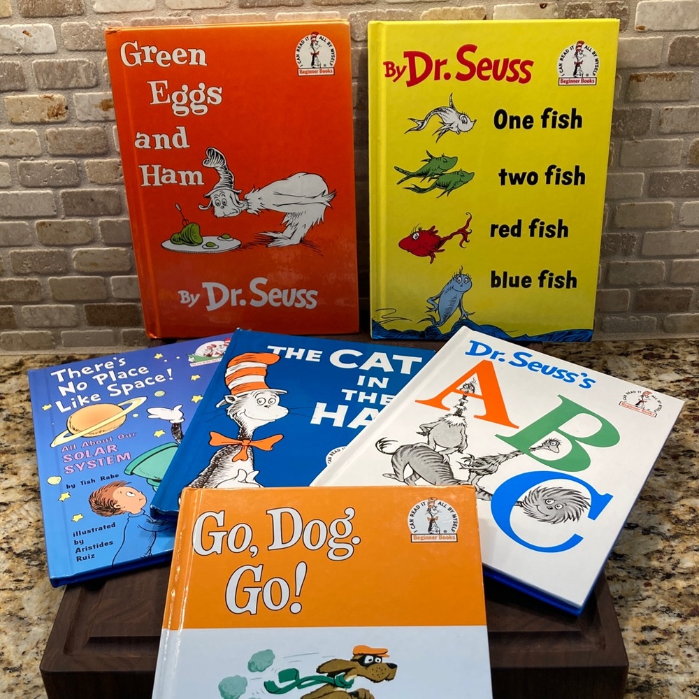 Dr. Seuss Colorful Book Set - Red, Yellow, Blue, Orange 6 Books Included